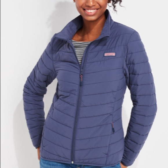 Vineyard Vines Jackets & Blazers - NWT Women’s Vineyard Vines Puffer Jacket